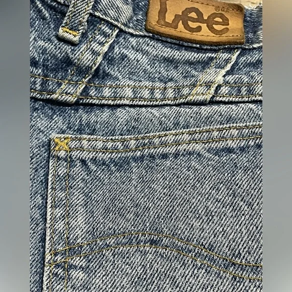 VINTAGE Lee Riders Stone Wash High Waisted Mom Jeans - Made in USA - Picture 5 of 10